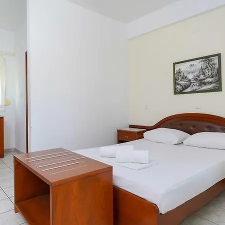 Apartment Lakis